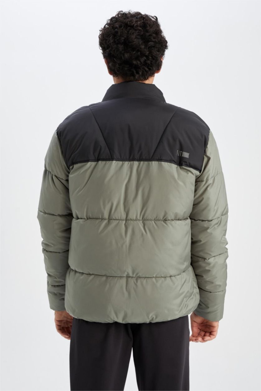 Men Light Khaki Zipper Puffer Jacket