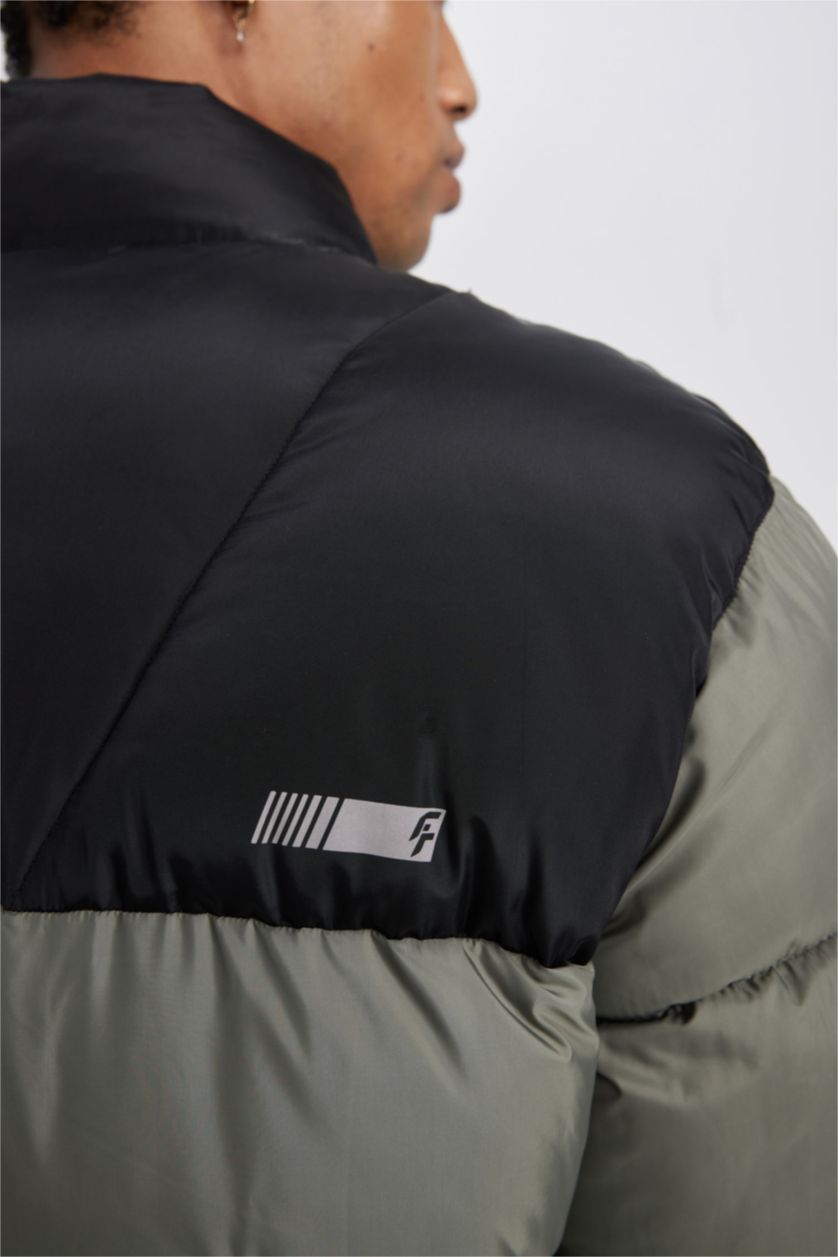 رجال كاكي Water Repellent Zipper Puffer Jacket