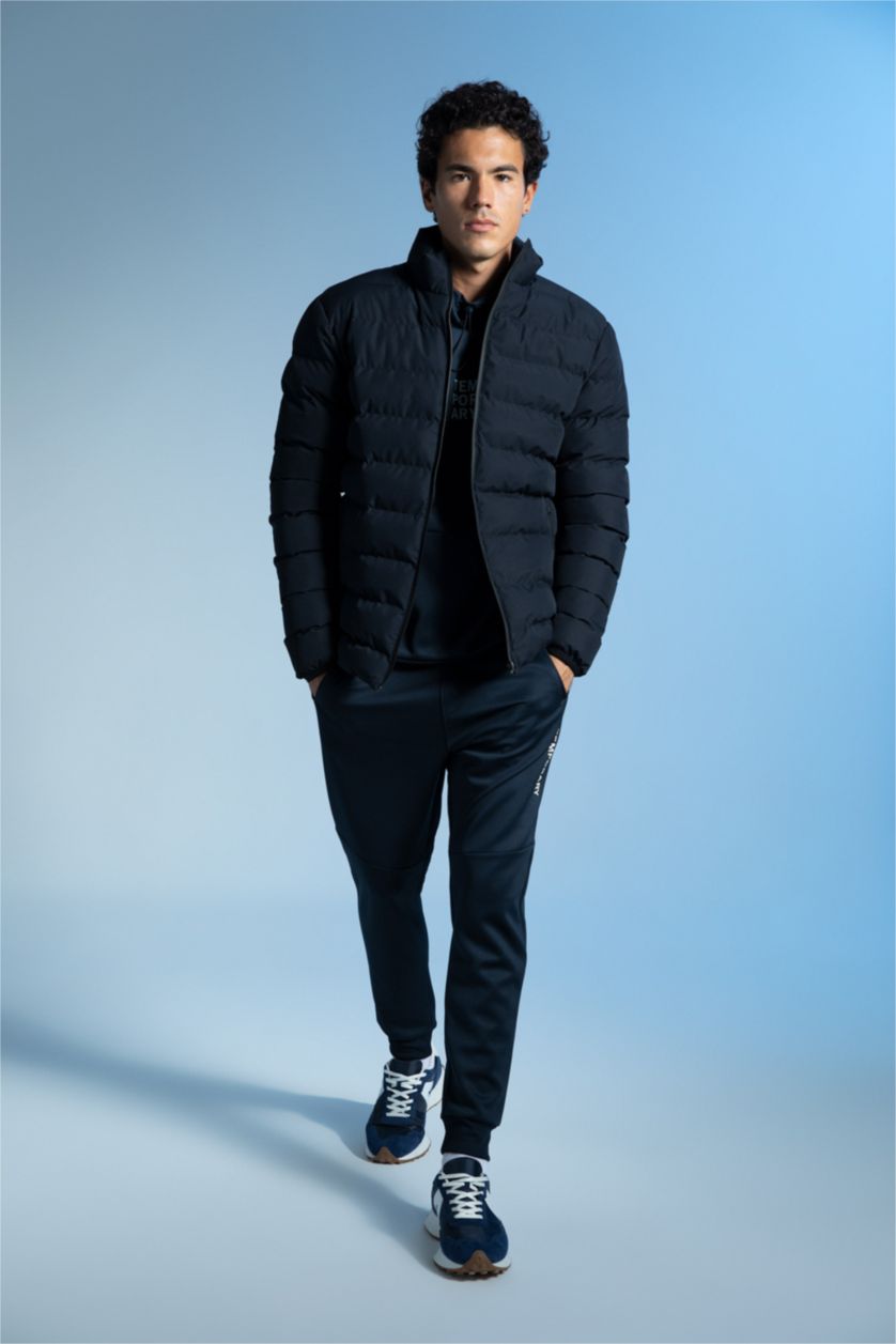 MAN NAVY Puffer Jacket