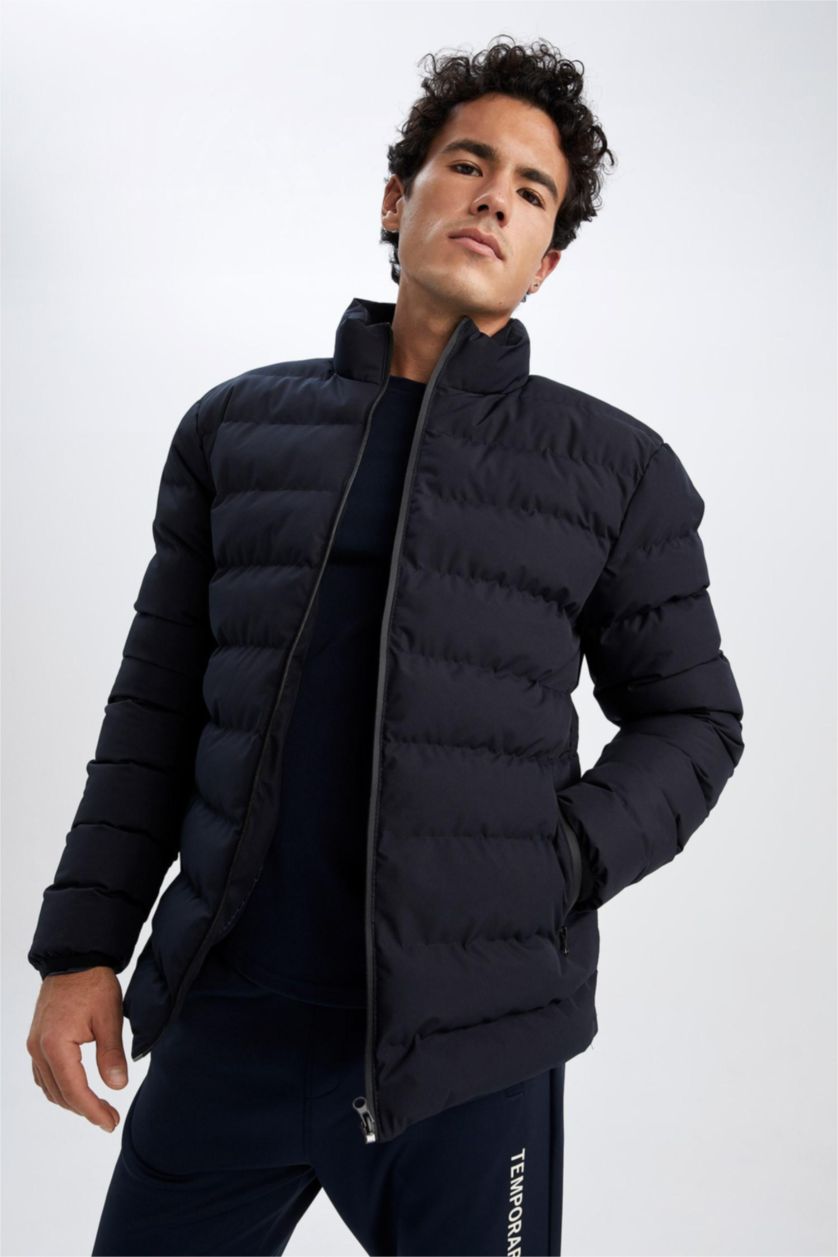MAN NAVY Puffer Jacket