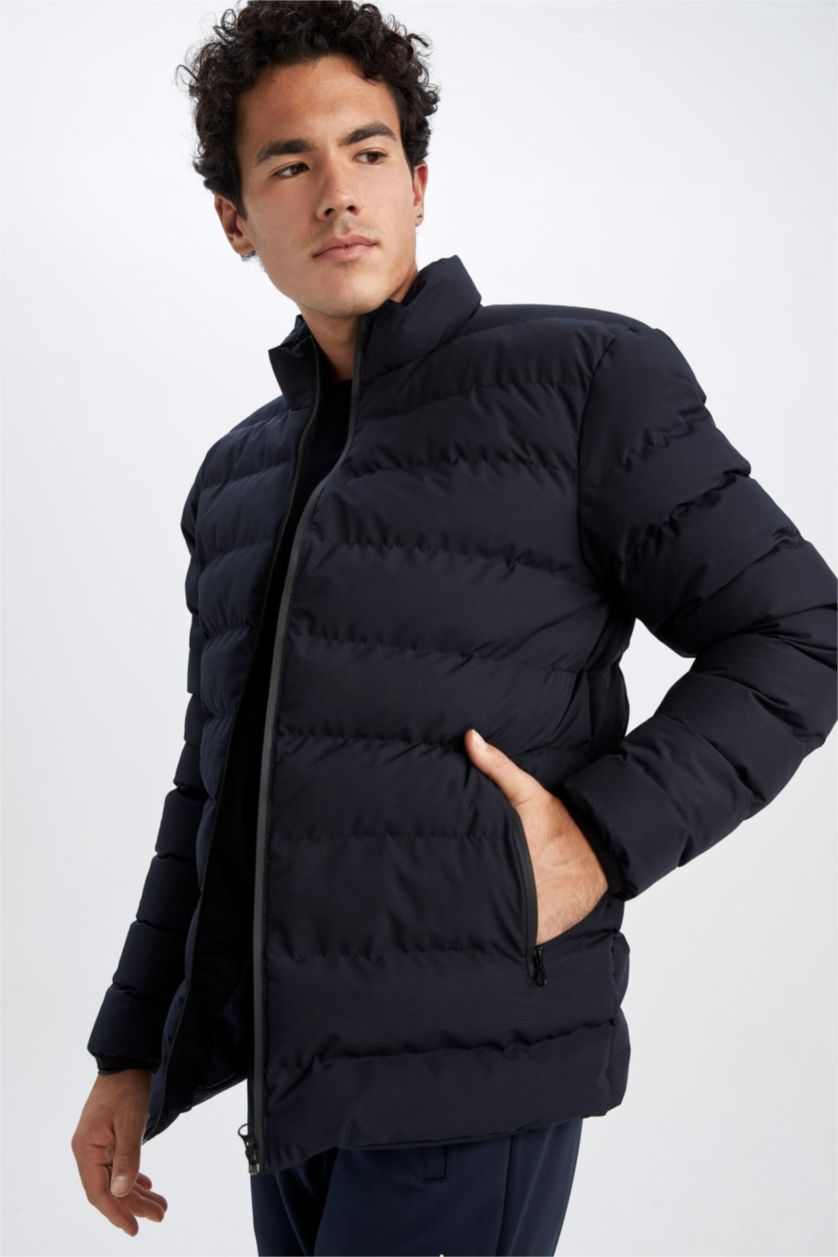 MAN NAVY Puffer Jacket