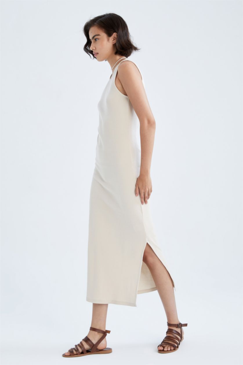 FEMME Beige Robe En Maille À Manches Courtes Col arrondi