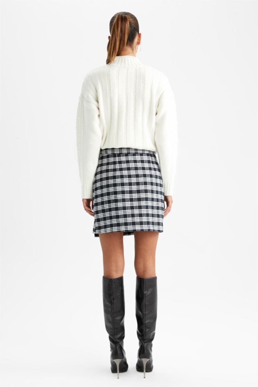 WOMAN Black A-Line Plaid Regular Waist Mini Skirt