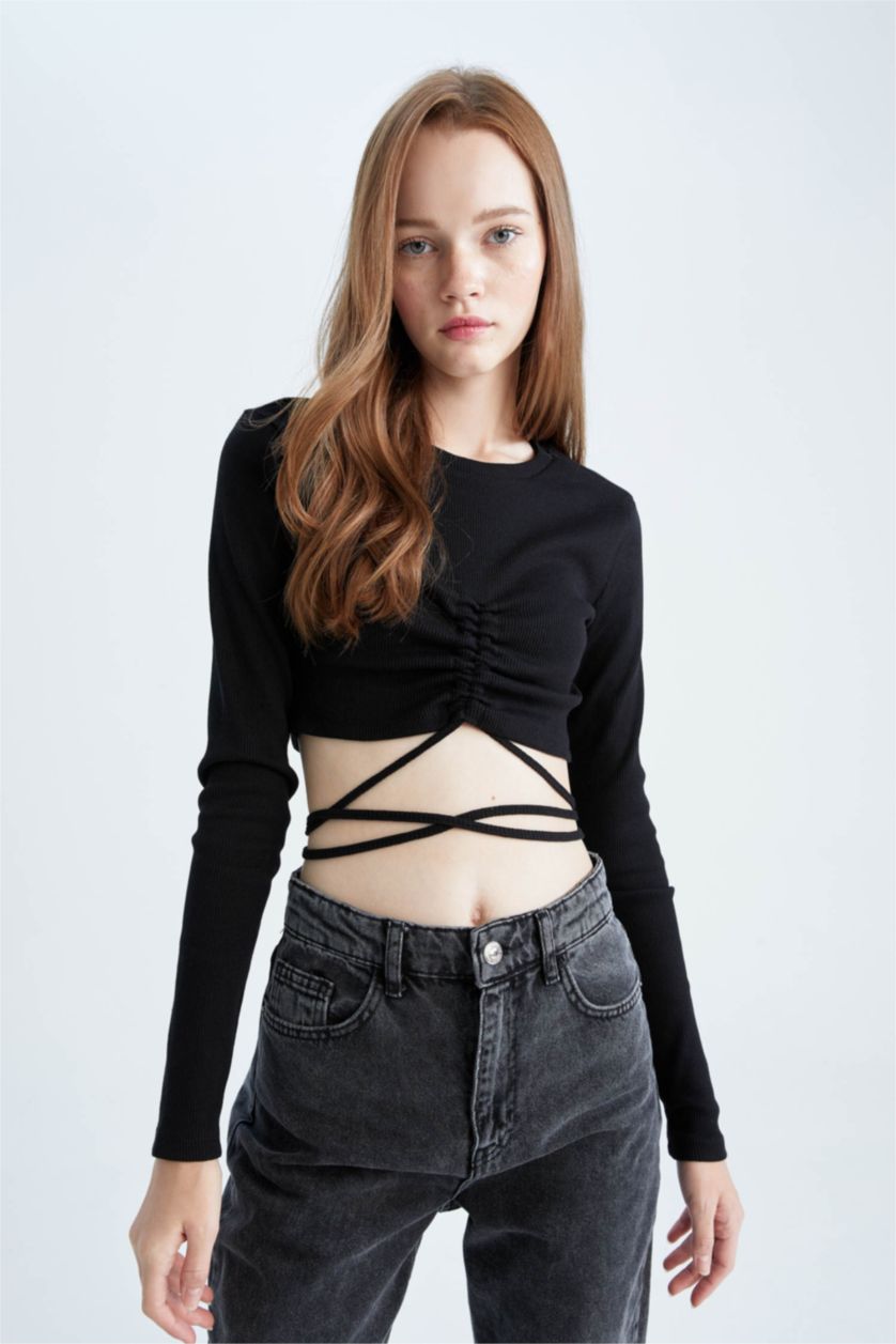 نساء أسود تي شيرت سليم فيت بيزك مفصل من الخلف