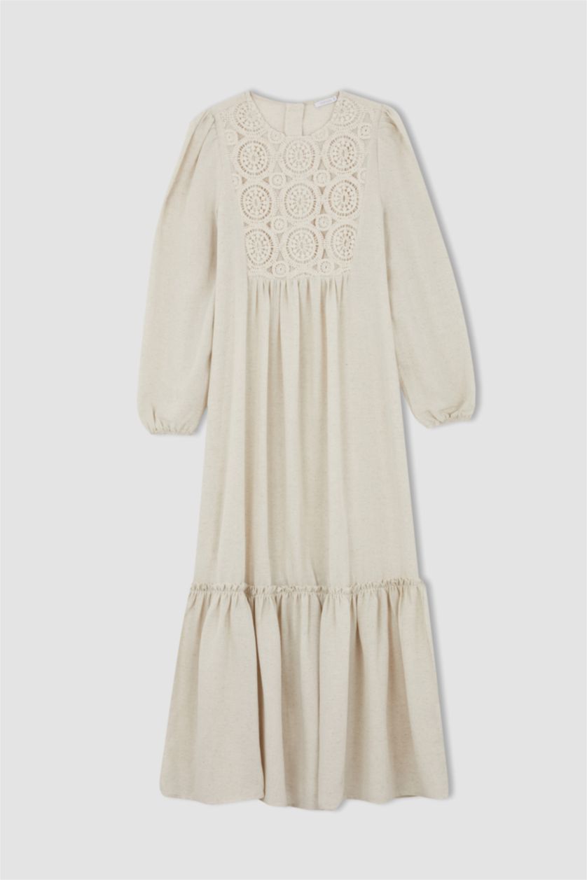 FEMME Beige Robe Longue En Dentelle De Lin Avec Une Coupe Classique Et Un Col Rond