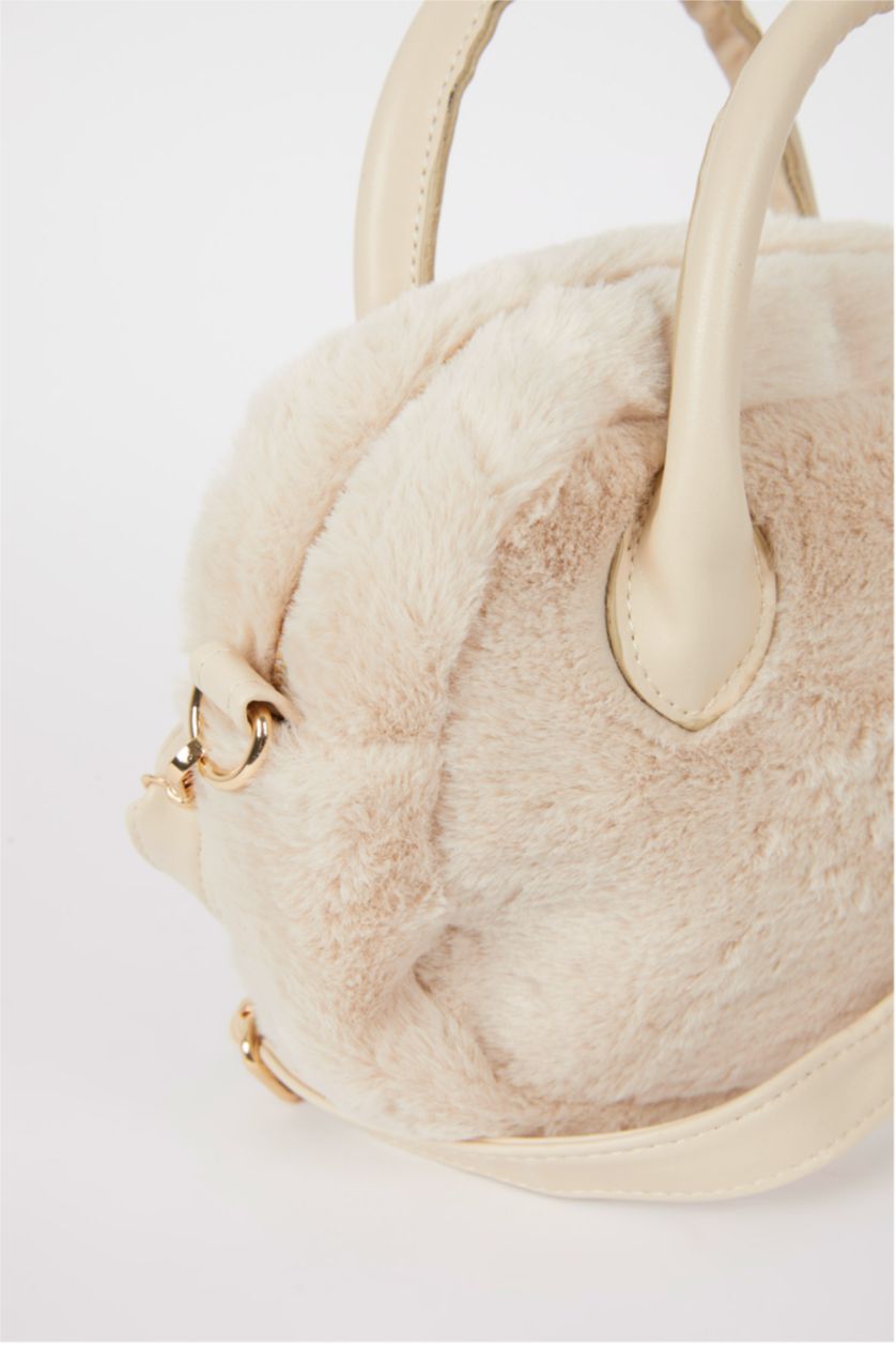 نساء بيج Plush Hand Bag