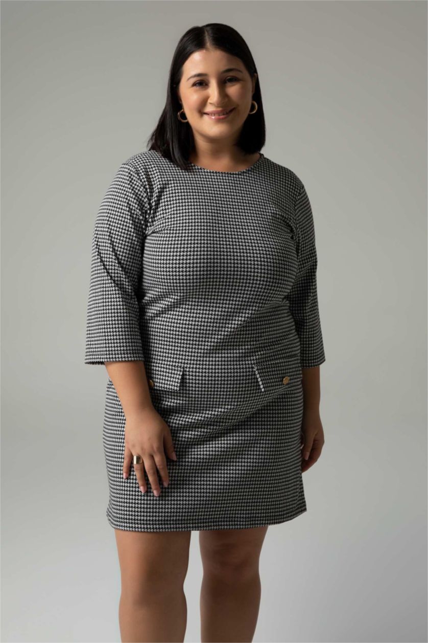 نساء بيج فاتح فستان ميدي كاروهات نص كم قصة A مقاس كبير