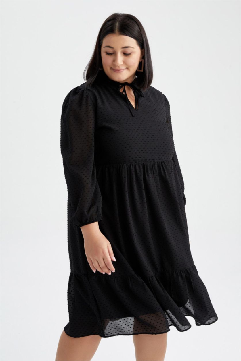 نساء أسود فستان ميدي منقط شيفون قصة A كم بالون مقاس كبير