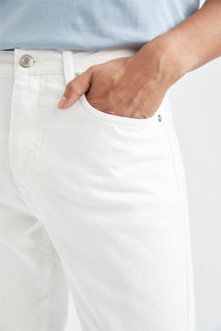 رجالي أبيض بنطلون جينز 90’S سليم فيت