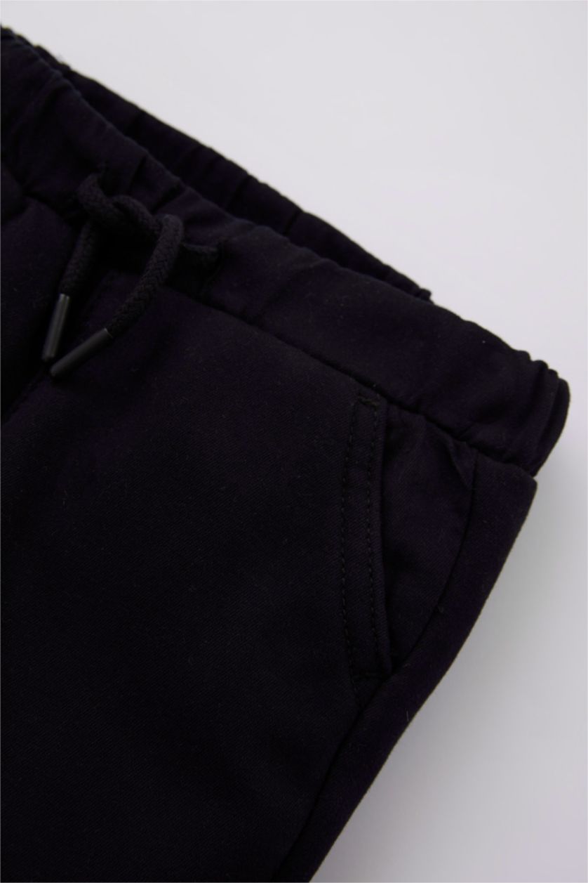 طفل صغير أسود بنطلون اولادي جبردين قصة عادية مبطن بالصوف