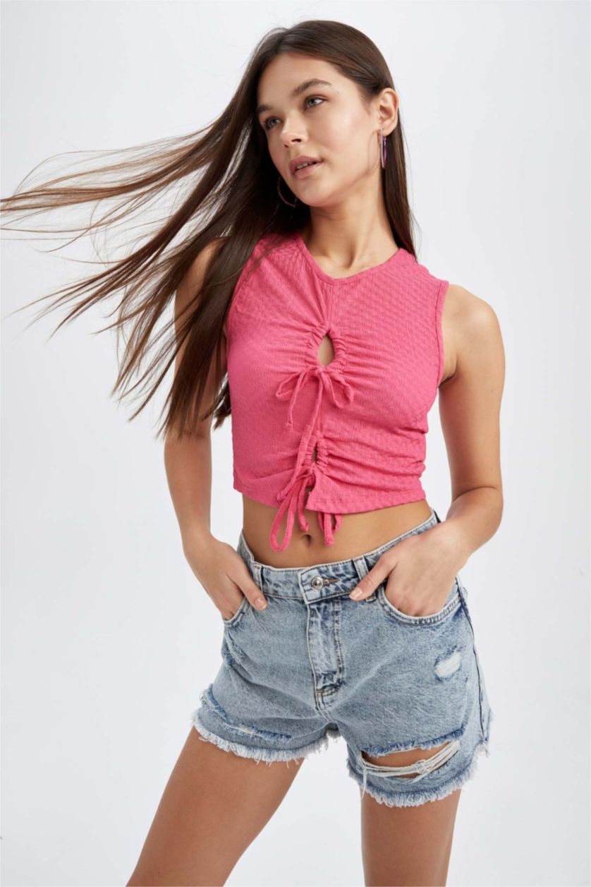 Woman Pink Coool Fitted Crinkle Fabric Tied Crop Singlet