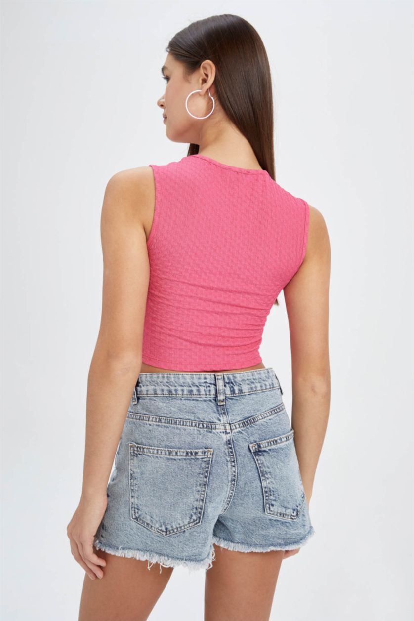 Woman Pink Coool Fitted Crinkle Fabric Tied Crop Singlet