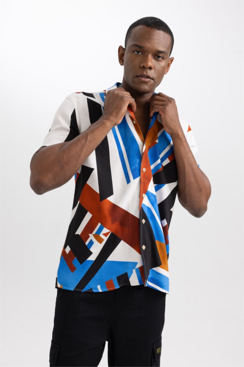 Man Bordeaux Regular Fit Apache Neck Viscose Printed Short Sleeve Shirt