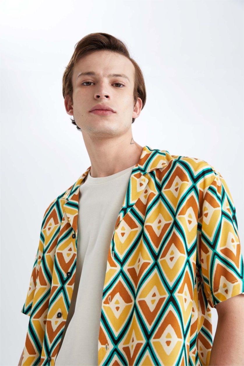 رجالي أصفر قميص بأكمام قصيرة فيسكون مطبوع بقصة عادية ياقة جاكيت