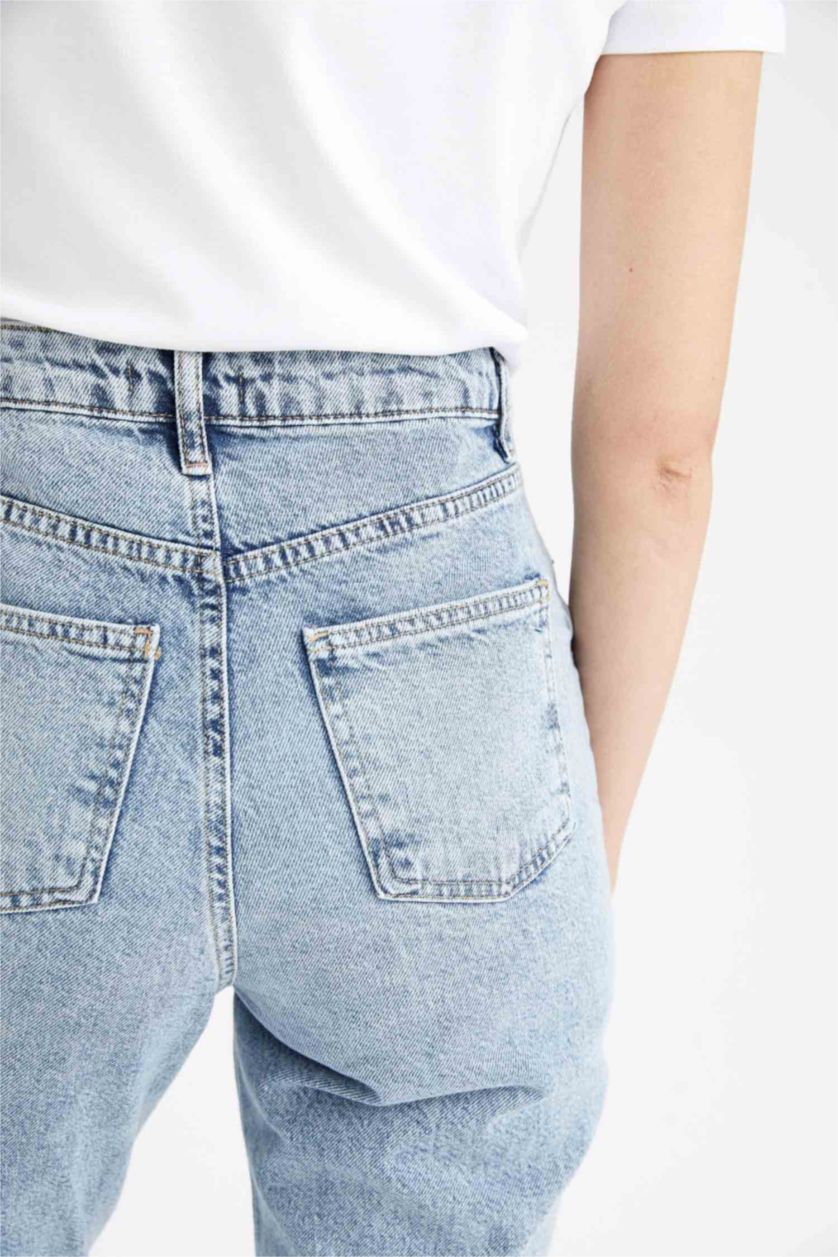 Woman Blue Mom Fit Denim Trousers