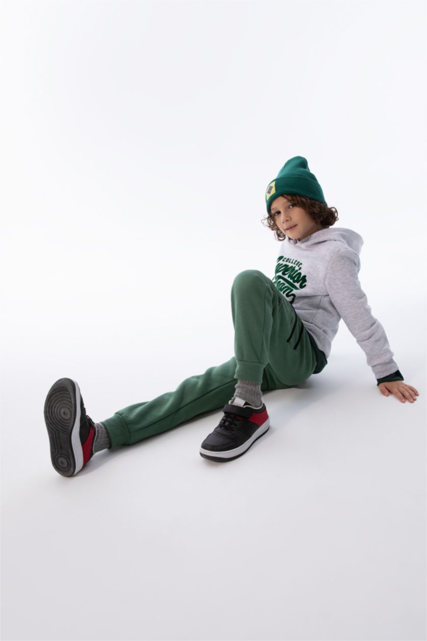 BOYS & TEENS Green Regular Fit Trousers