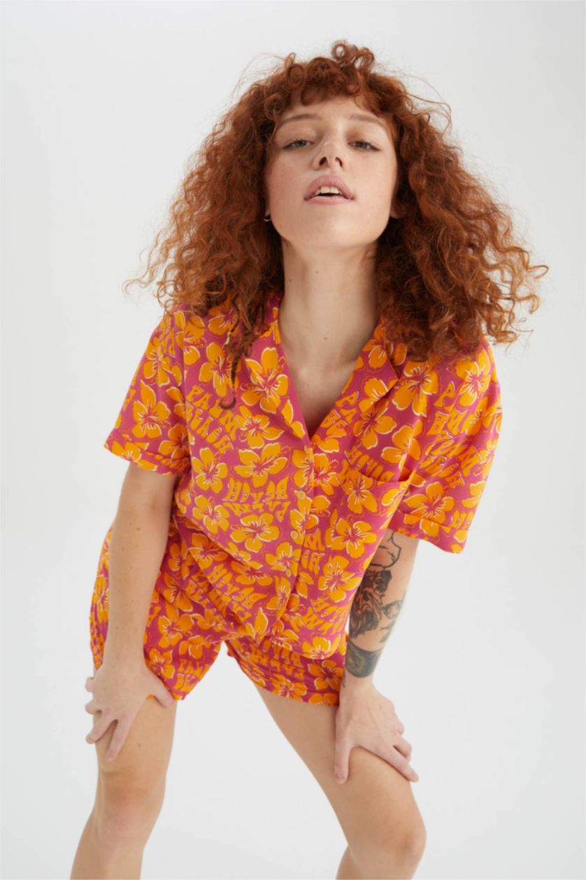 FEMME Orange Chemise à manches courtes et col pyjama coupe décontractée