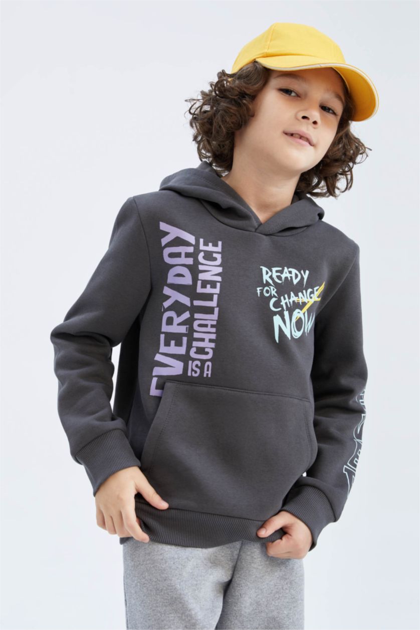 أولاد أنثرا طقم ولادي بغطاء للرأس مطبوع - قطعتين