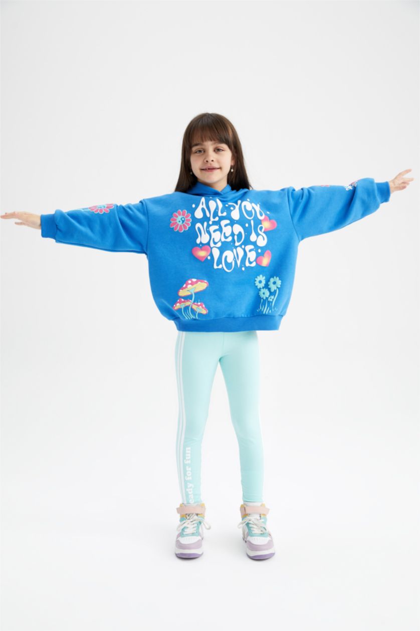 GIRLS & TEENS Aqua Girl Capri Length Leggings