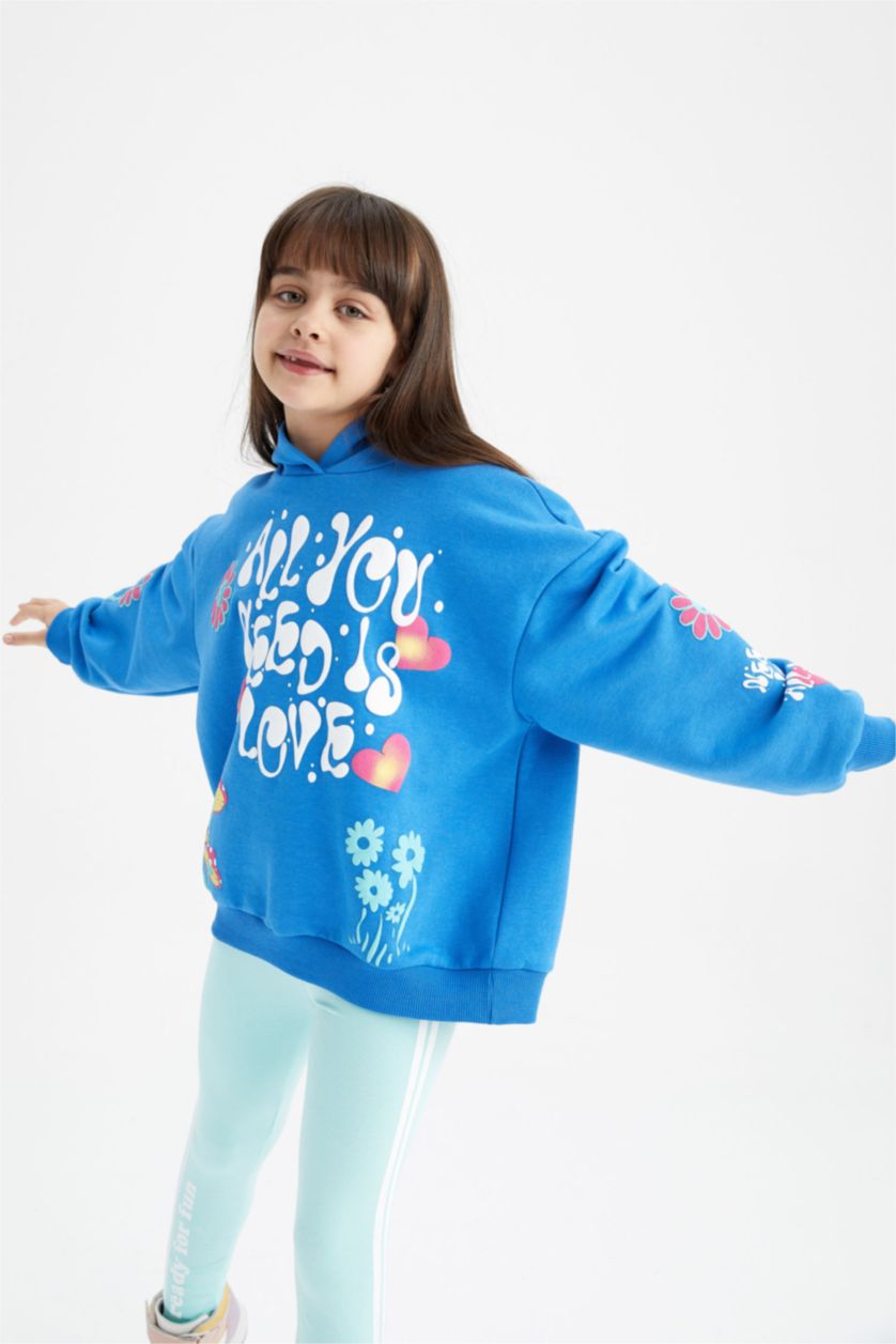 GIRLS & TEENS Aqua Girl Capri Length Leggings