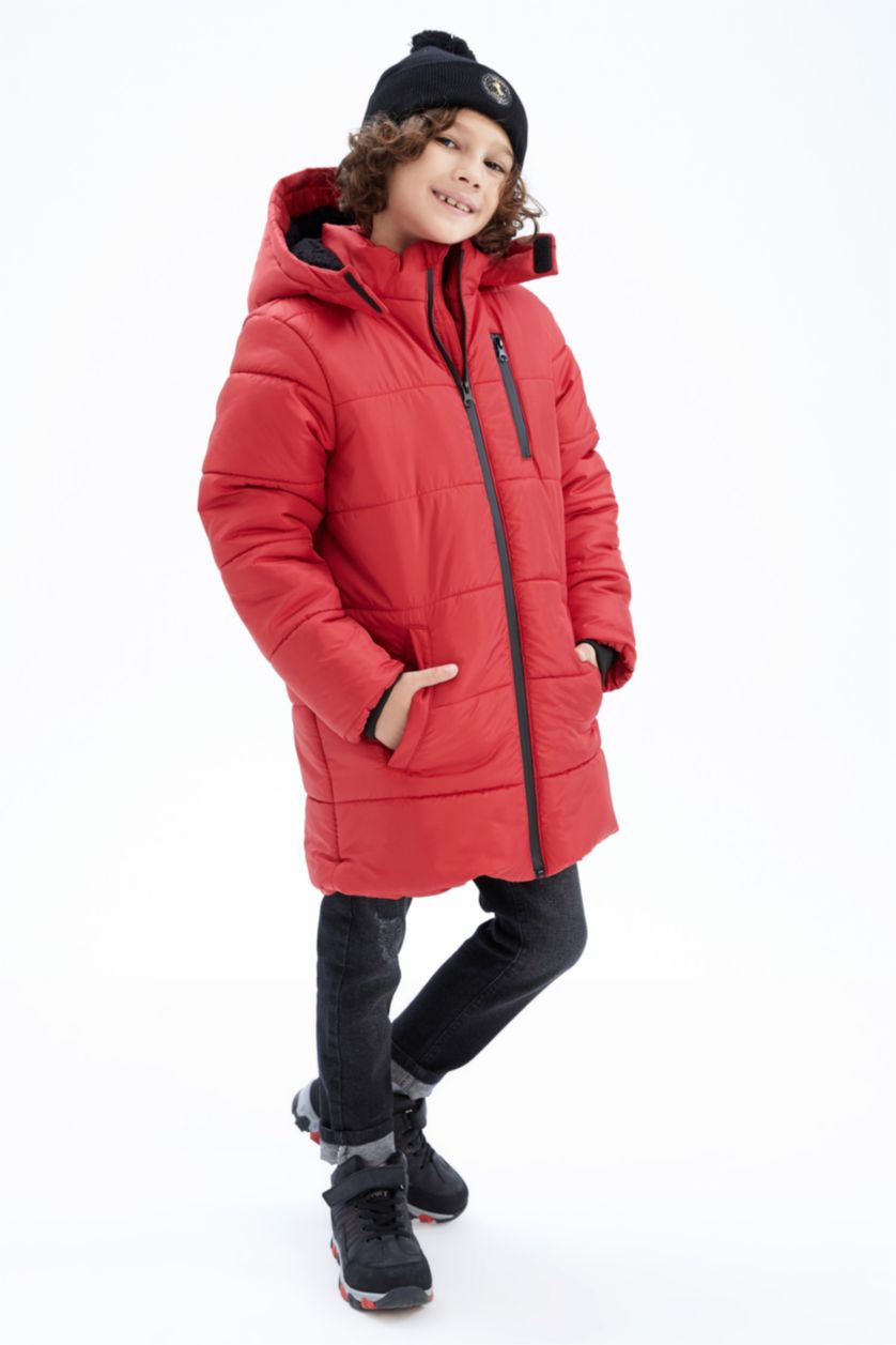 أولادي أحمر جاكيت بامب طويل اولادي بكابيشون ببطانة صوفية