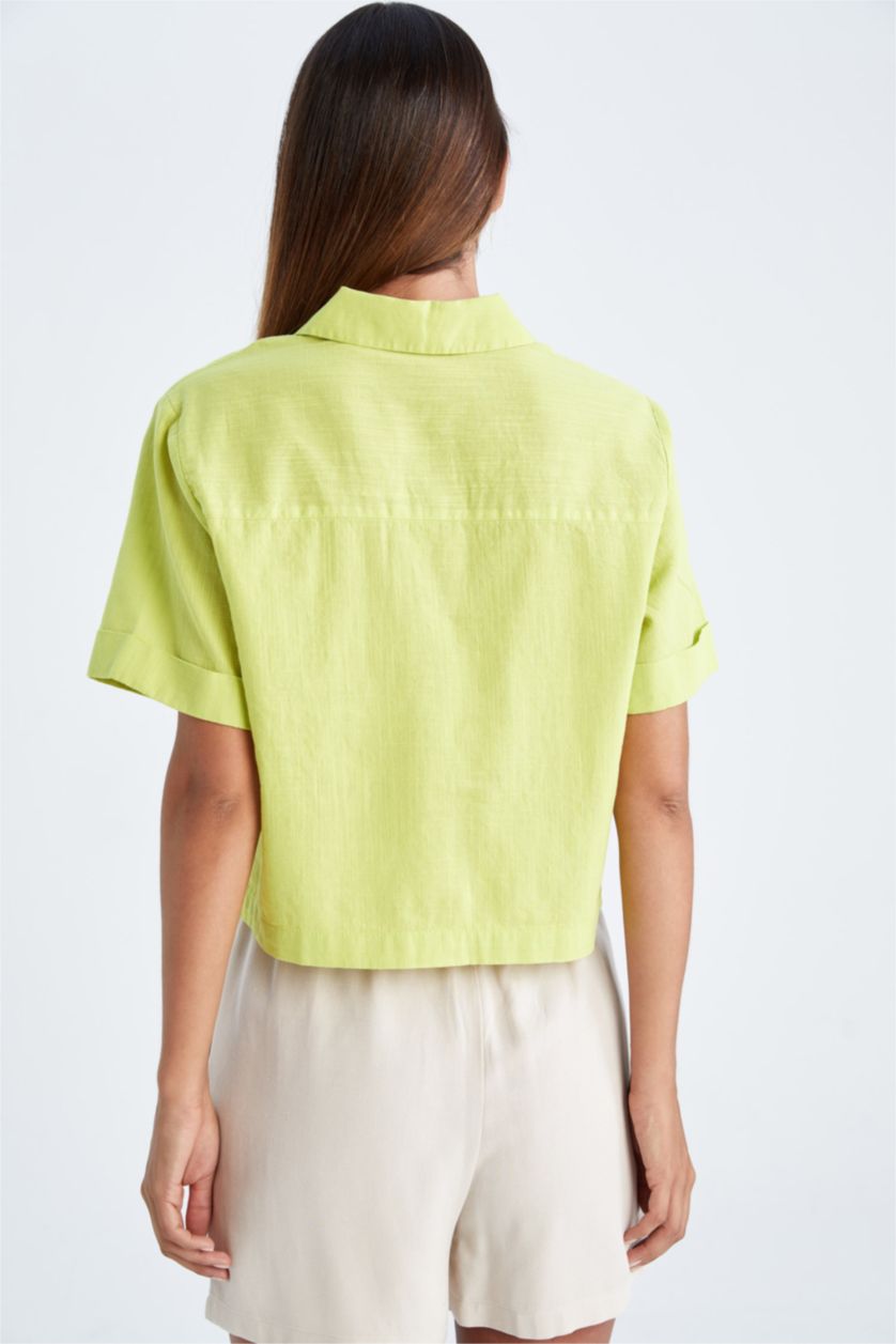 Woman Light Green Crop Short Sleeve Shirt