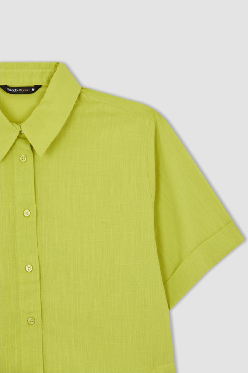 Woman Light Green Crop Short Sleeve Shirt