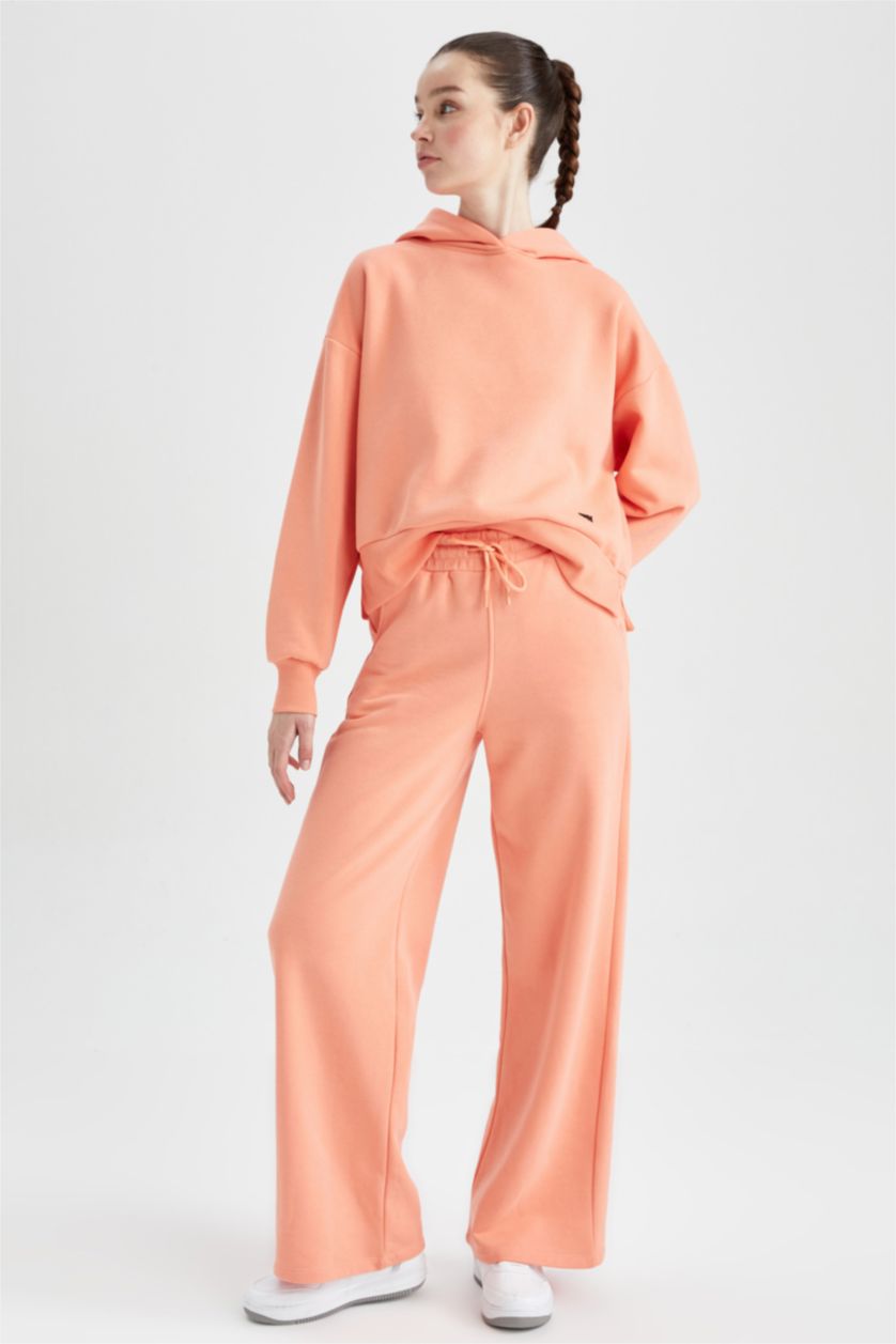 حريمي مرجاني سويت شيرت بكابيشون من DeFactoFit