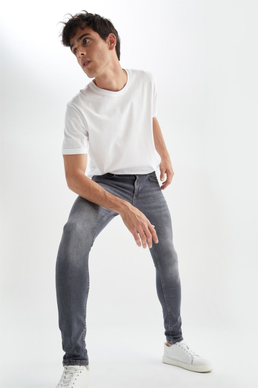 رجالي رمادي بنطلون جينز سوبر سكيني فيت برجل ضيقة وخصر عادي