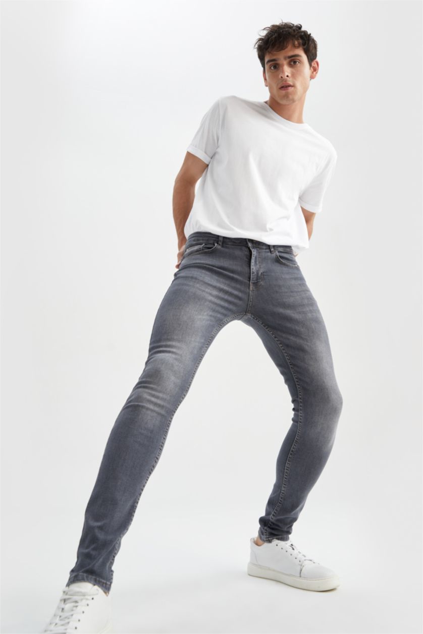 رجالي رمادي بنطلون جينز سوبر سكيني فيت برجل ضيقة وخصر عادي