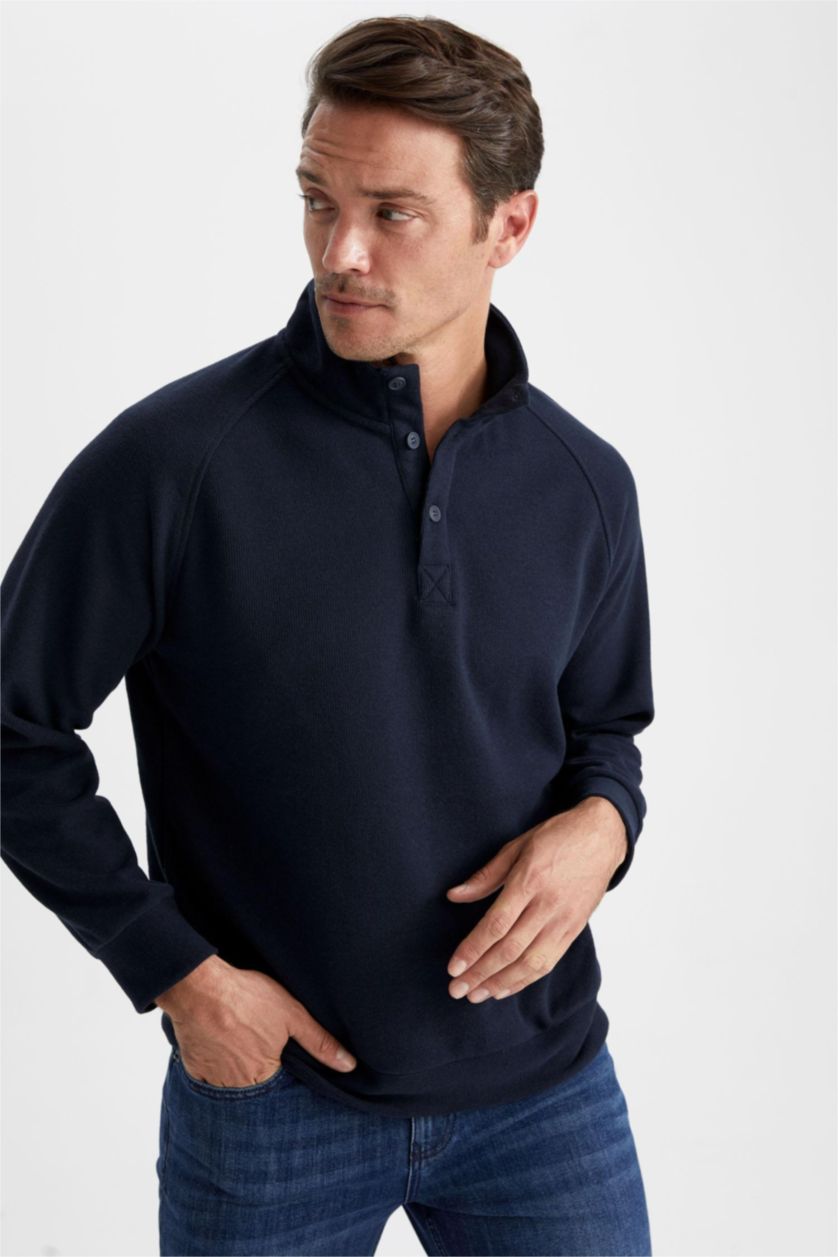 MAN NAVY Relax Fit Sweatshirt