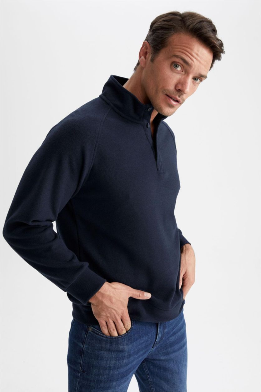 MAN NAVY Relax Fit Sweatshirt