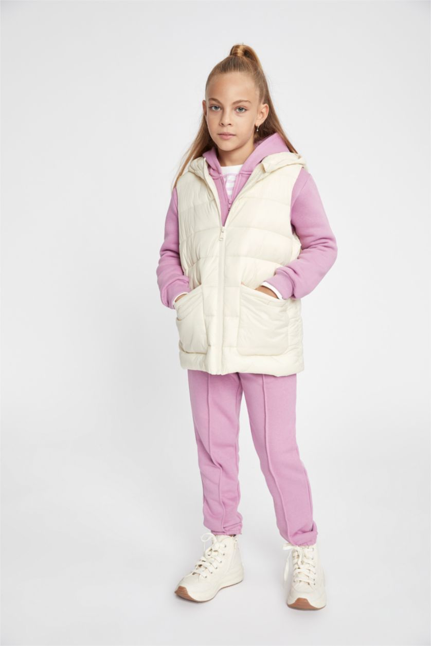 Дівчачий Бежевий Жилет стандартного крою для дівчаток