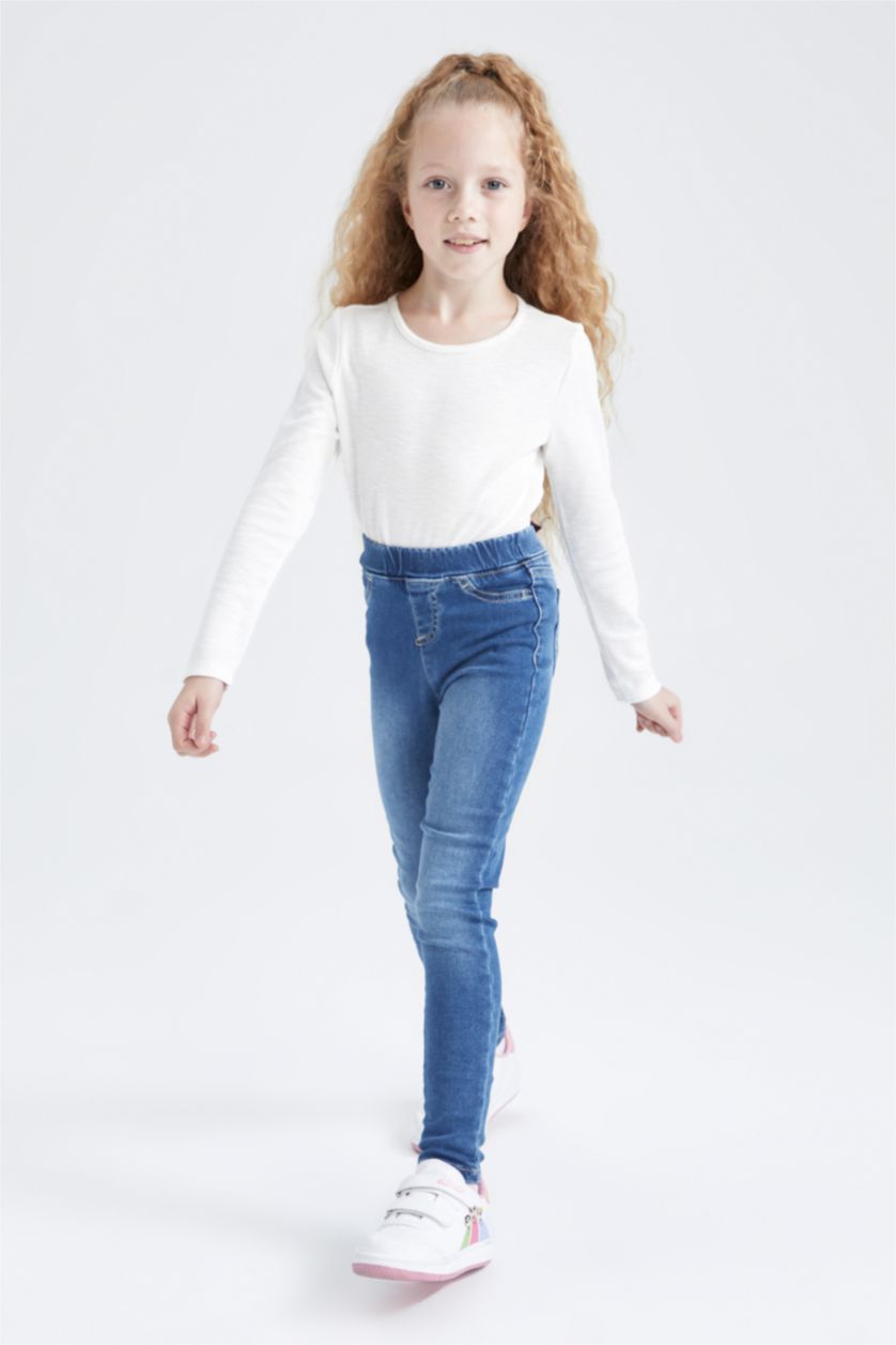 GIRLS & TEENS Blue Girl Three Pocket Skinny Leg Jeans