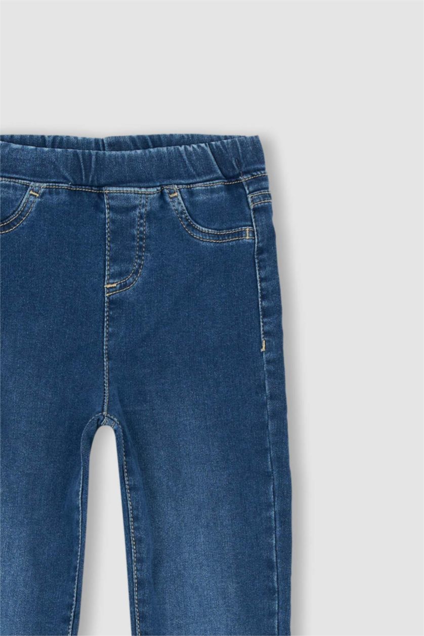 GIRLS & TEENS Blue Girl Three Pocket Skinny Leg Jeans