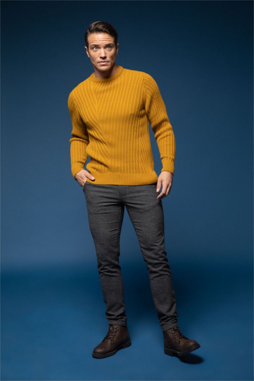 رجال أصفر بلوز صوف سليم فيت بياقة دائرية