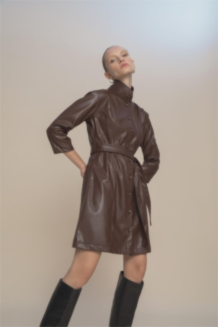 FEMME Marron Robe À Manches Longues En Tricot Très court PU Col De Chemise