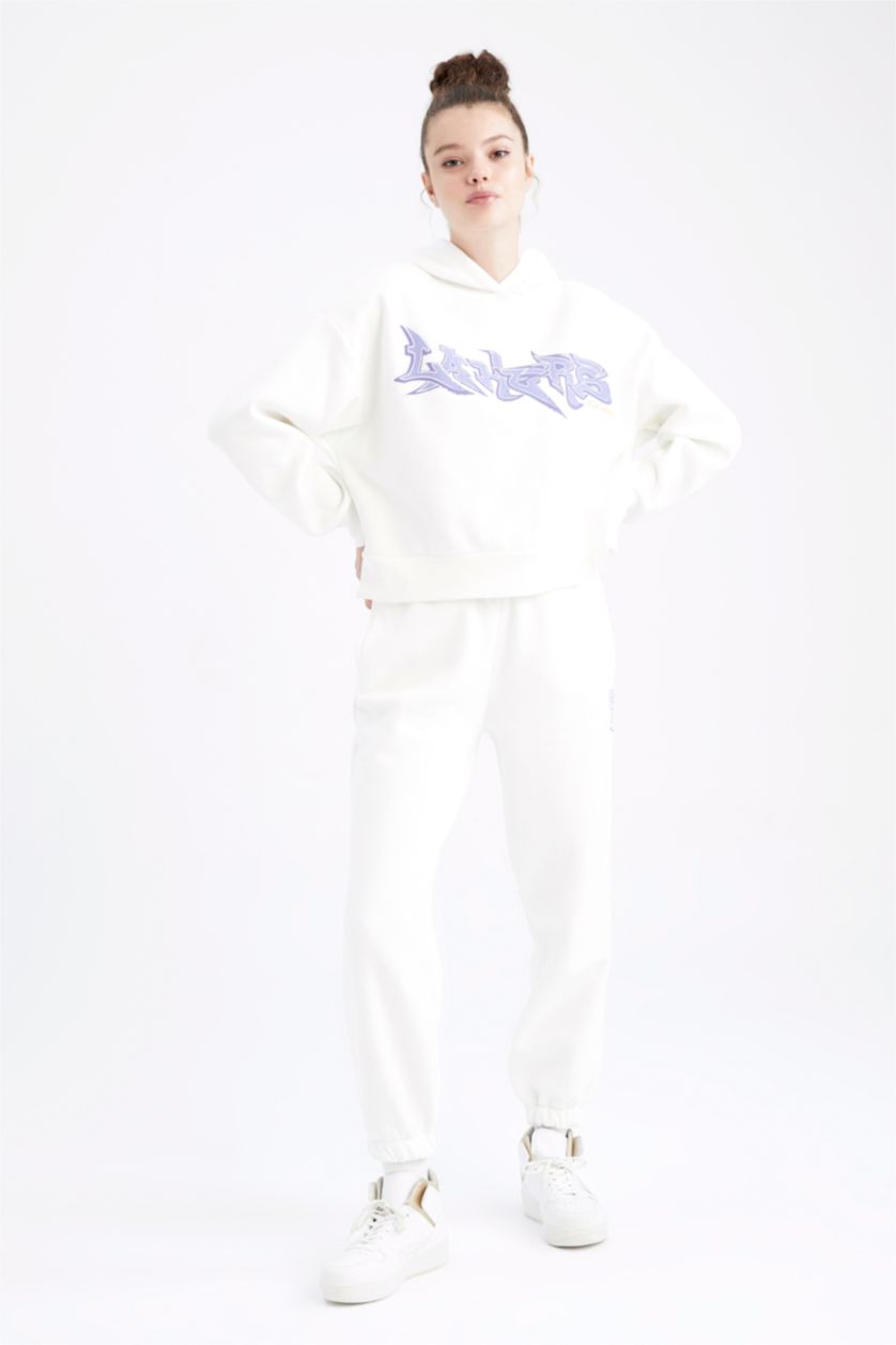 WOMAN Ecru NBA Los Angeles Lakers Licensed Sweatshirt