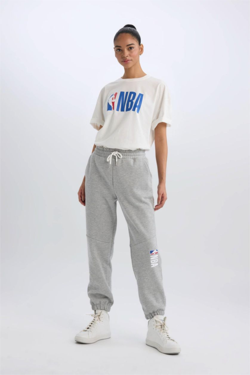 WOMAN Grey Melange DeFactoFit Standard Fit NBA Wordmark Sweatpants with Pockets
