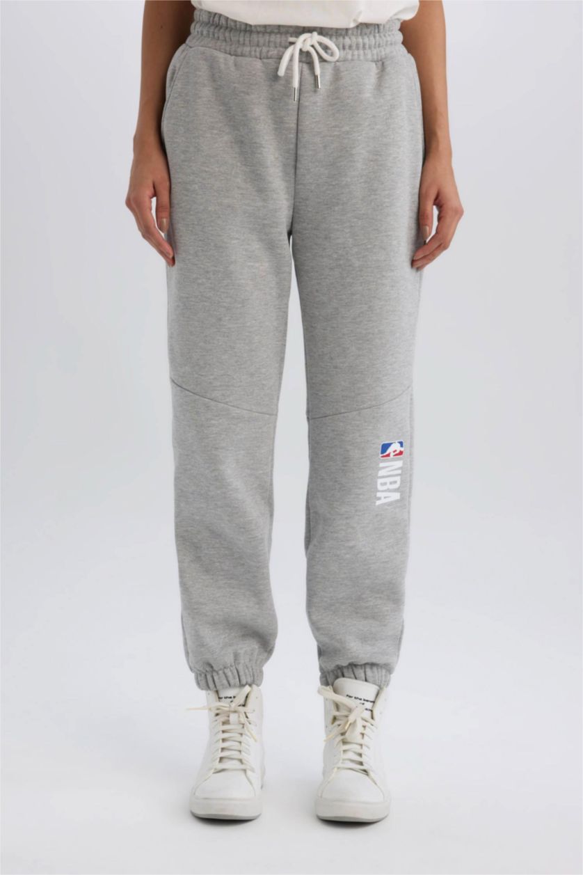 WOMAN Grey Melange DeFactoFit Standard Fit NBA Wordmark Sweatpants with Pockets