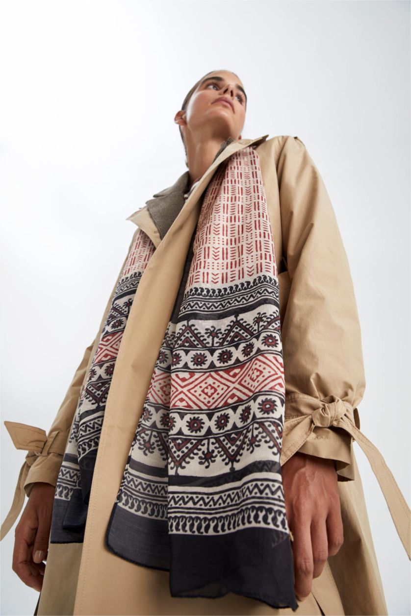 نساء برتقالي شال