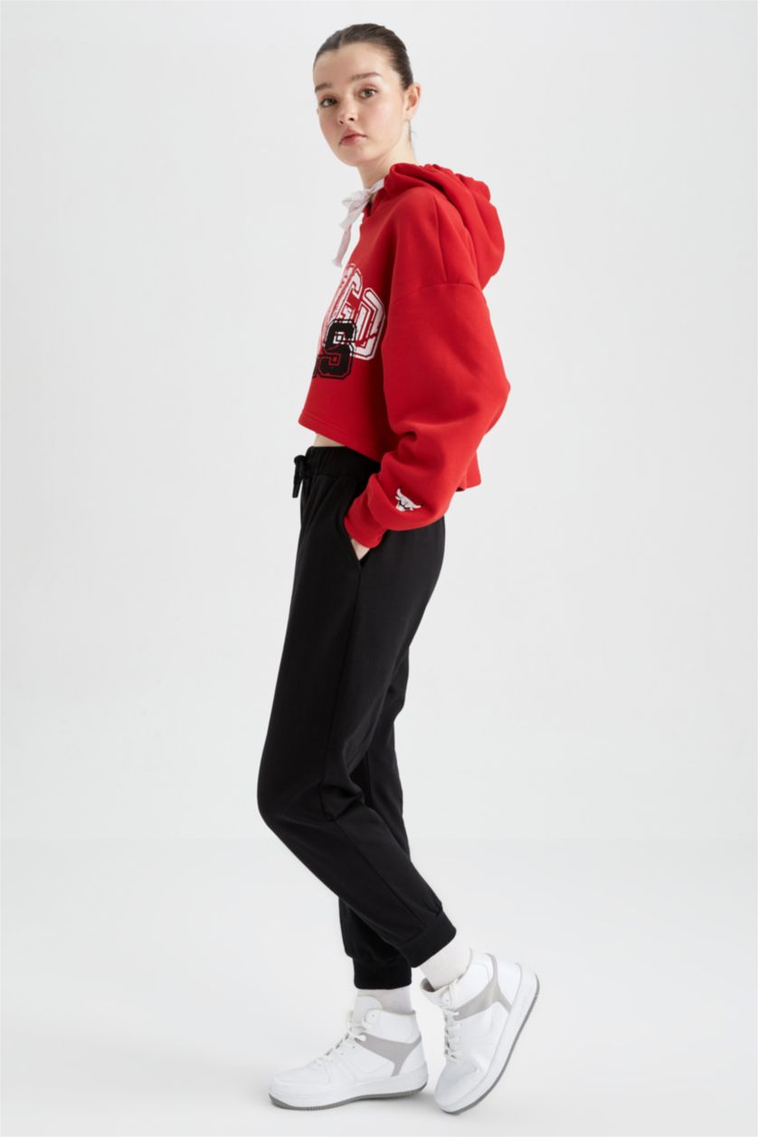 WOMAN Red Crop Top Chicago Bulls Licensed Sweatshirt