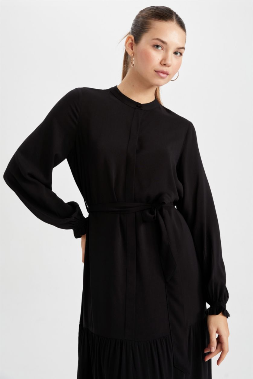 WOMAN Black Crew Neck Dress