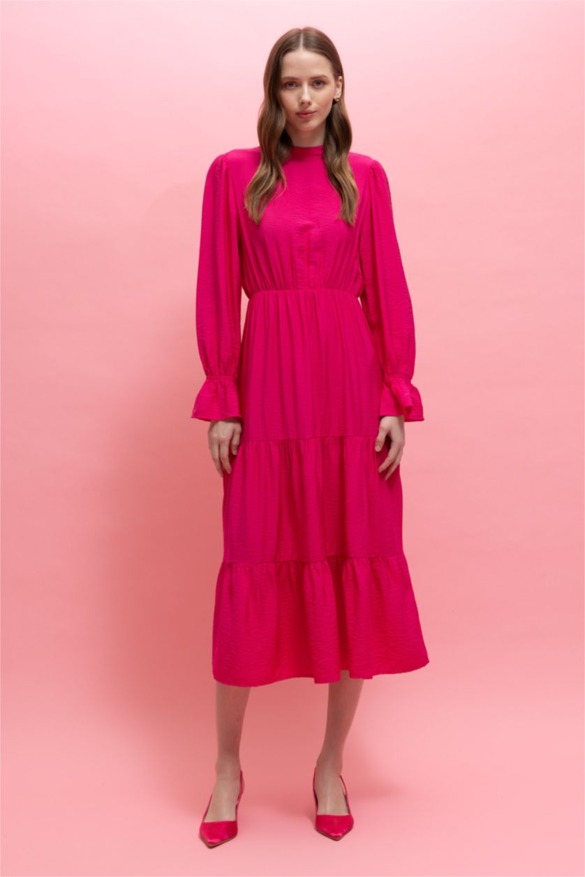 Woman Fushsia Dress