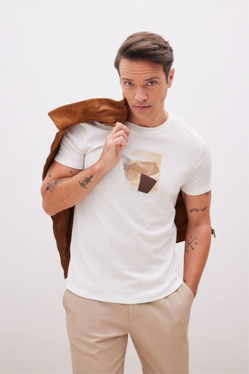 رجال اوف وايت تي شيرت مودرن فيت بياقة مستديرة