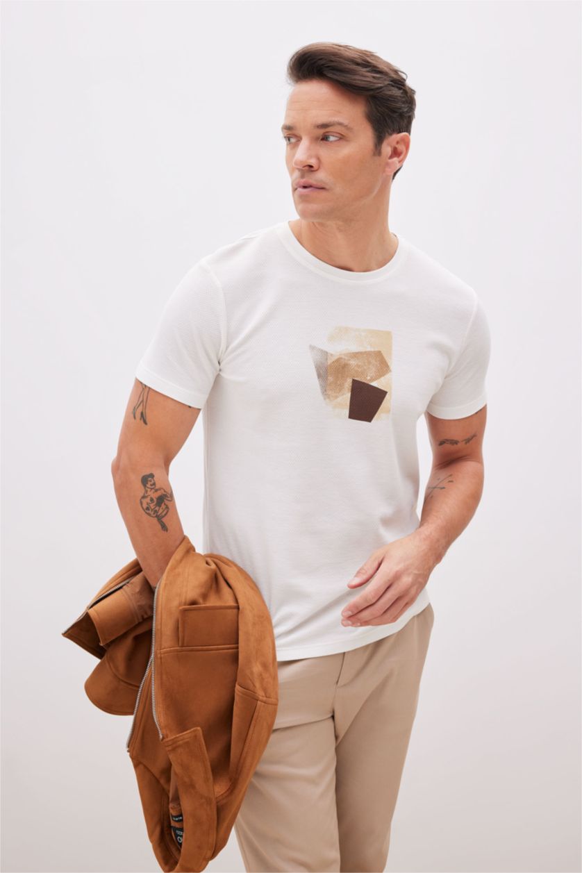 رجال اوف وايت تي شيرت مودرن فيت بياقة مستديرة