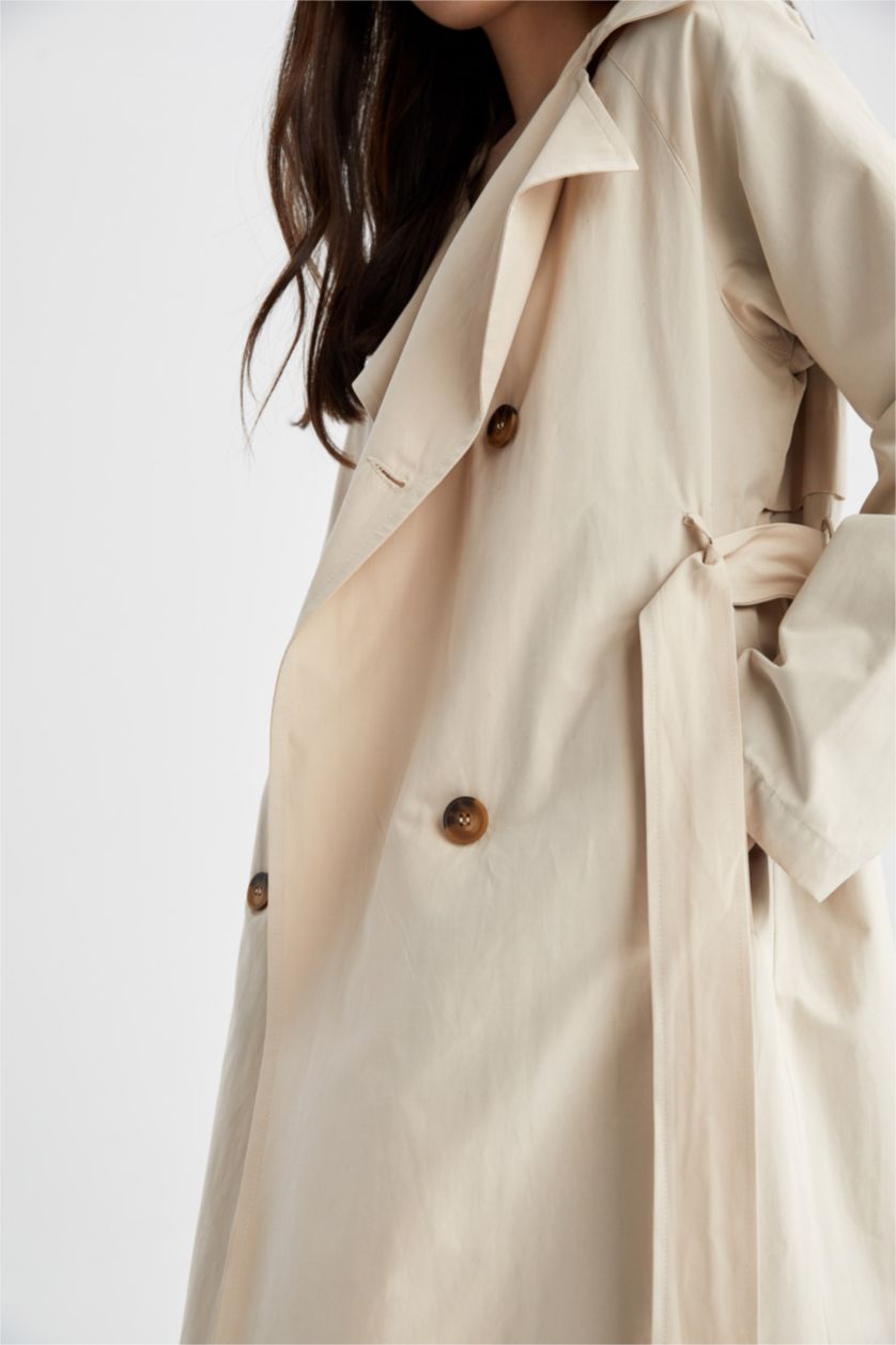 WOMAN Sand Trenchcoat