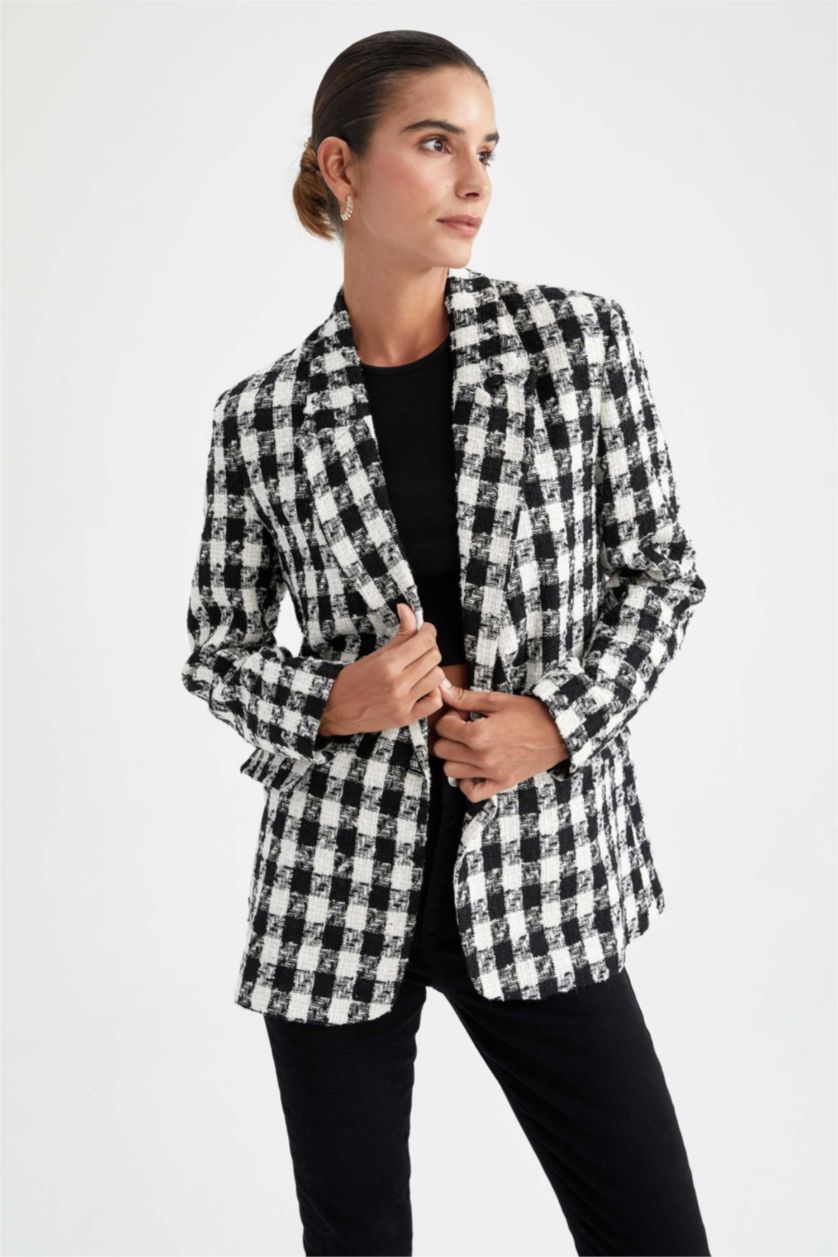 Woman Black Oversize Fit Houndstooth Patterned Blazer