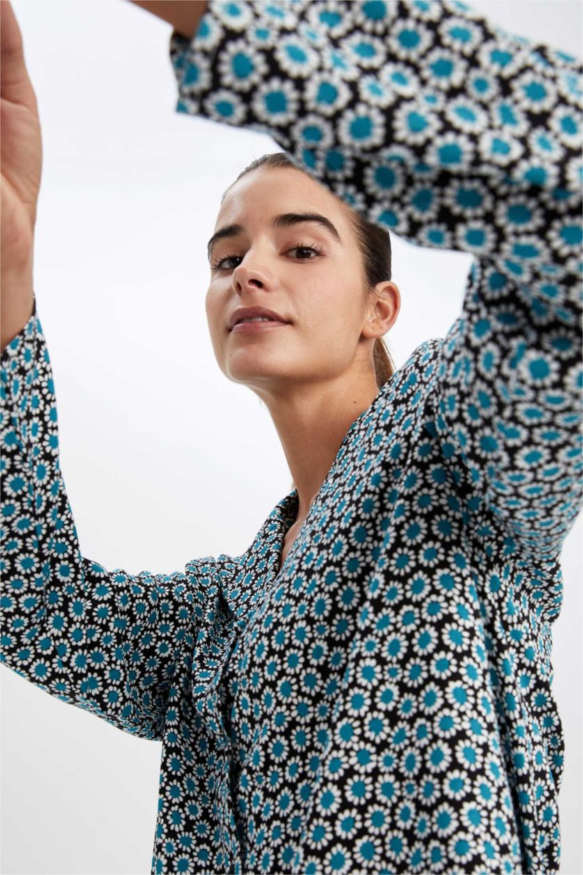 نساء أسود بلوزة قصة عادية بياقة قميص