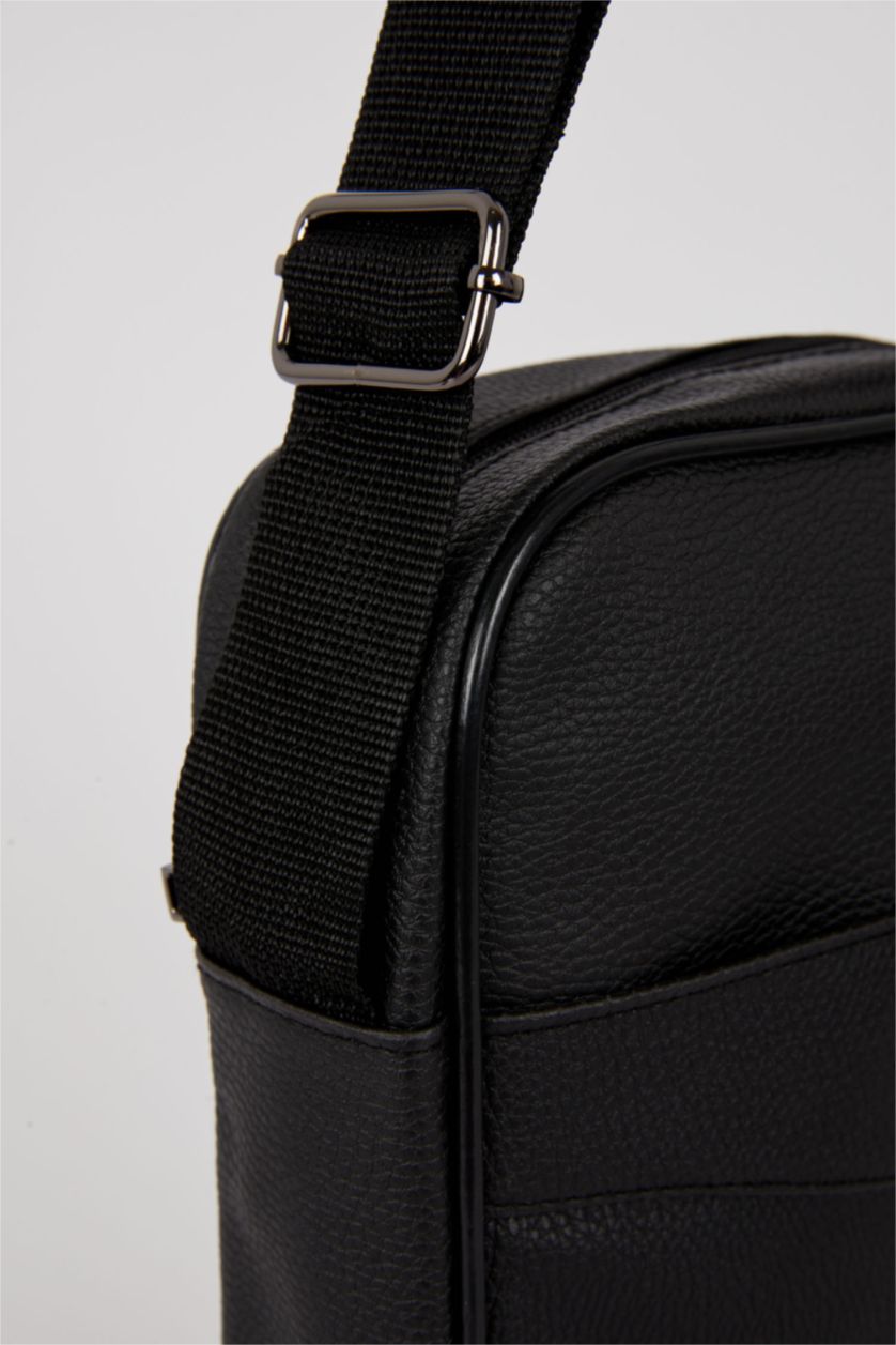 Erkek Siyah Suni Deri Çapraz Çanta